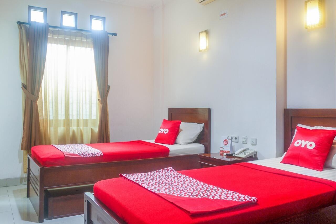 Hotel Oyo 3894 Karunia Muslim Syariah Jakarta Exteriér fotografie