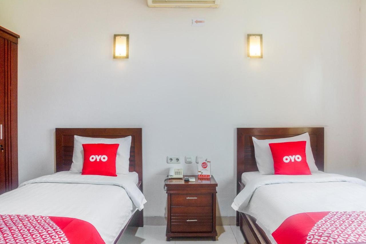 Hotel Oyo 3894 Karunia Muslim Syariah Jakarta Exteriér fotografie