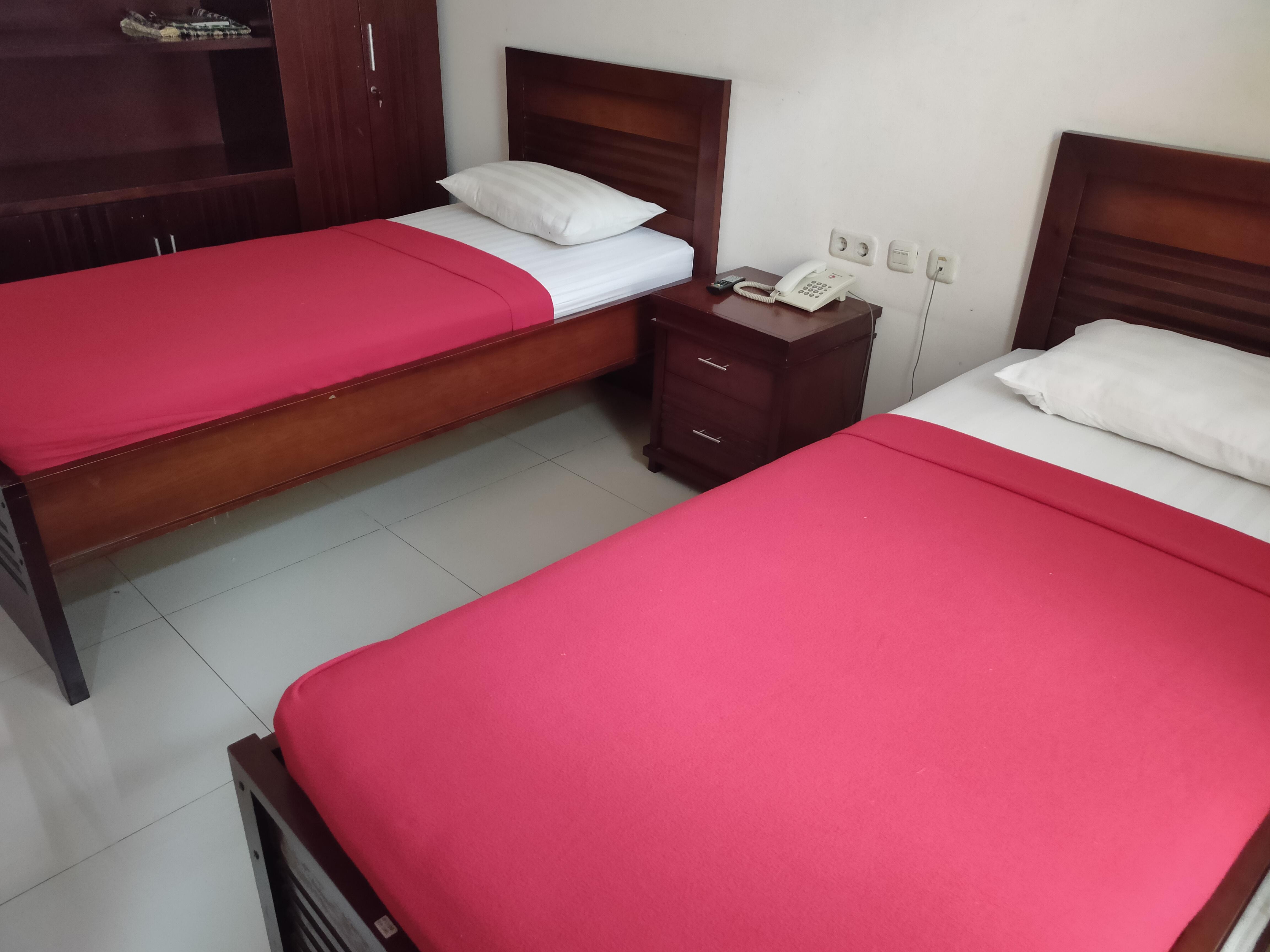 Hotel Oyo 3894 Karunia Muslim Syariah Jakarta Exteriér fotografie