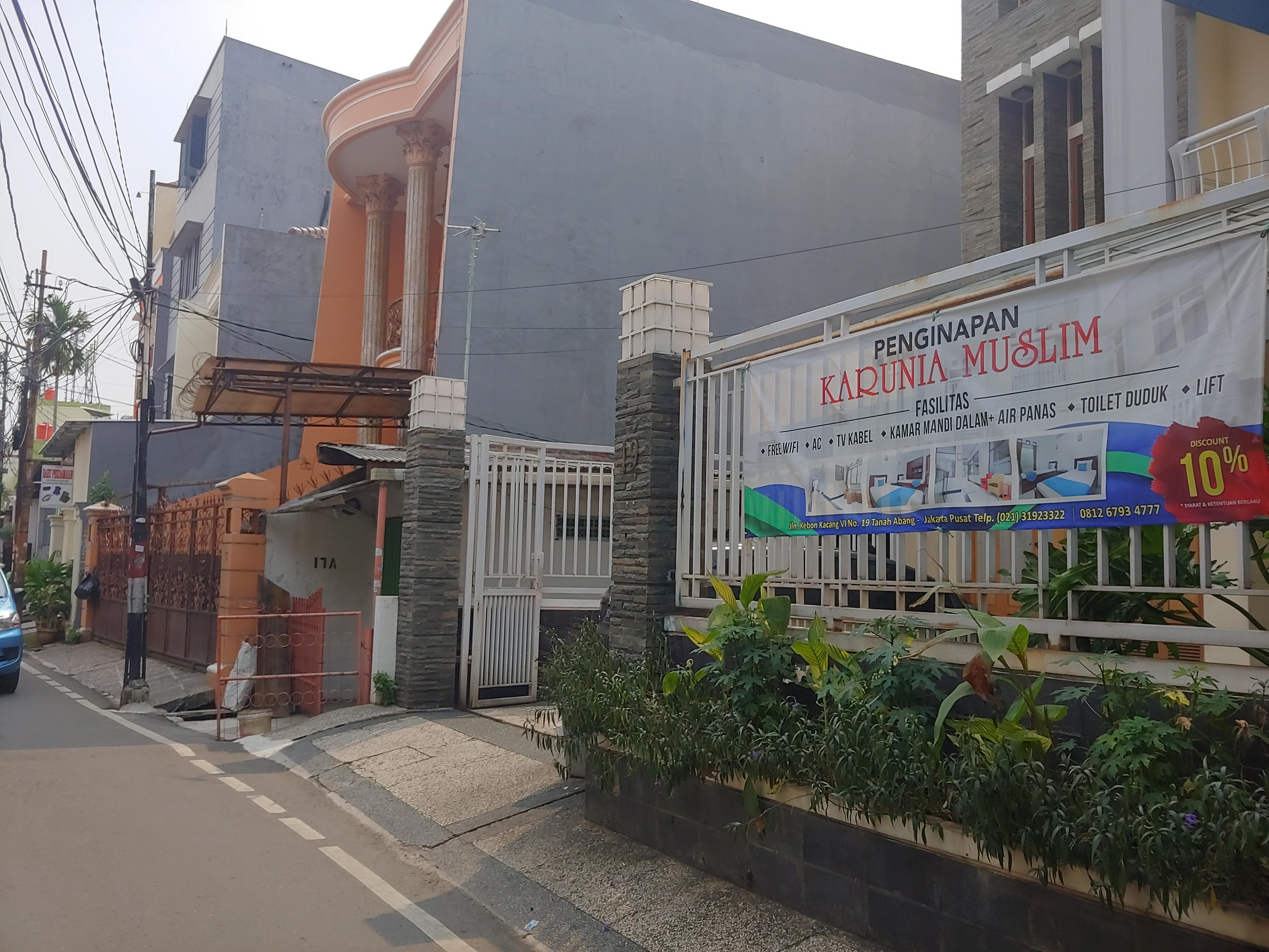 Hotel Oyo 3894 Karunia Muslim Syariah Jakarta Exteriér fotografie